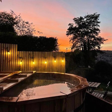 Secluded Lodge With Spectacular Views And Hot Tub! Bath Esterno foto
