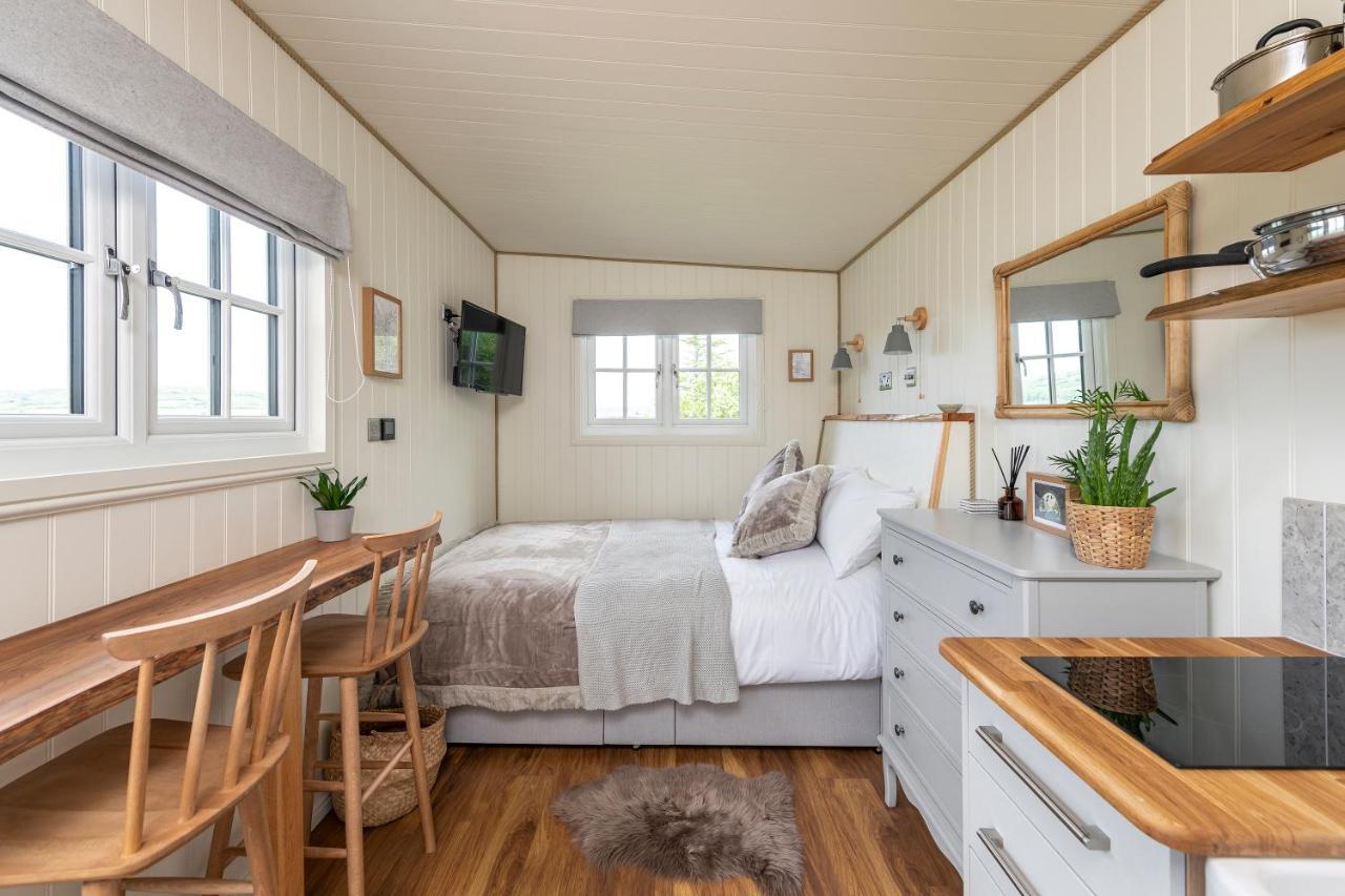 Secluded Lodge With Spectacular Views And Hot Tub! Bath Esterno foto
