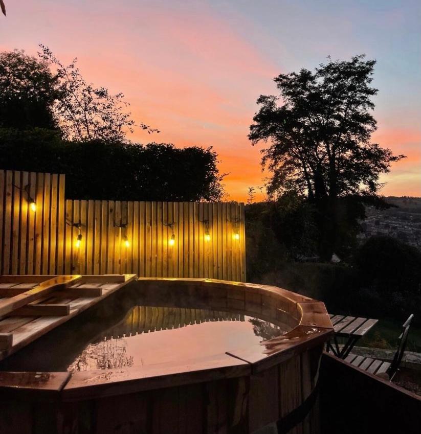 Secluded Lodge With Spectacular Views And Hot Tub! Bath Esterno foto